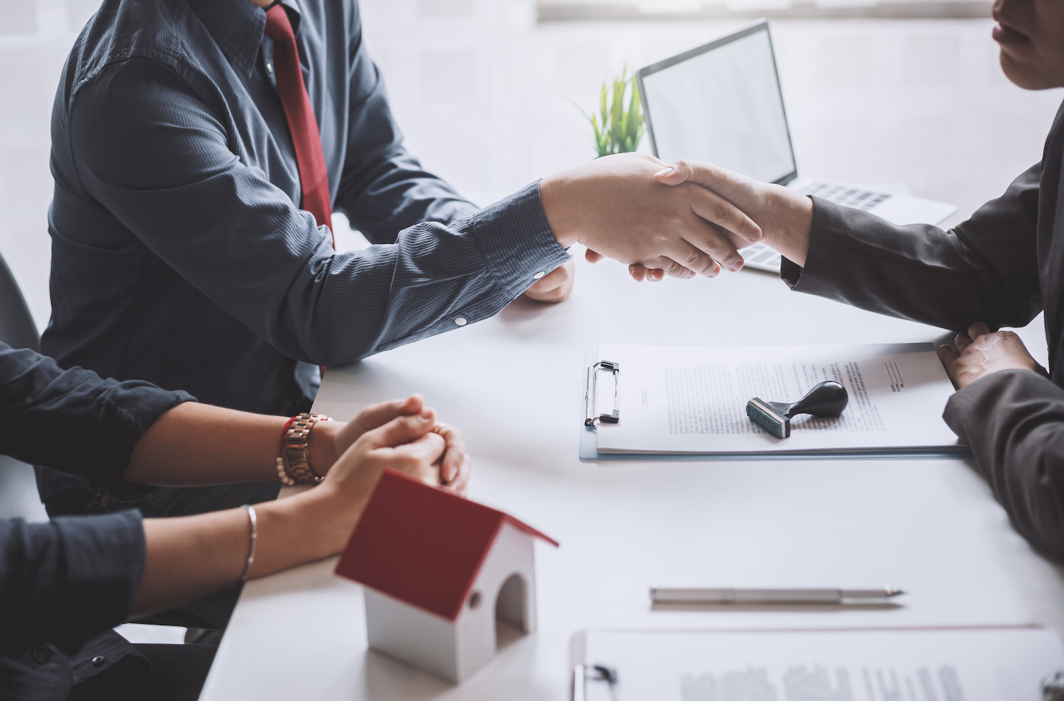 How To Become A Buyers Agent - Connect Skills Institute