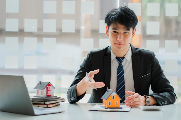 Can You Be a SelfEmployed Real Estate Agent? Connect Skills Institute