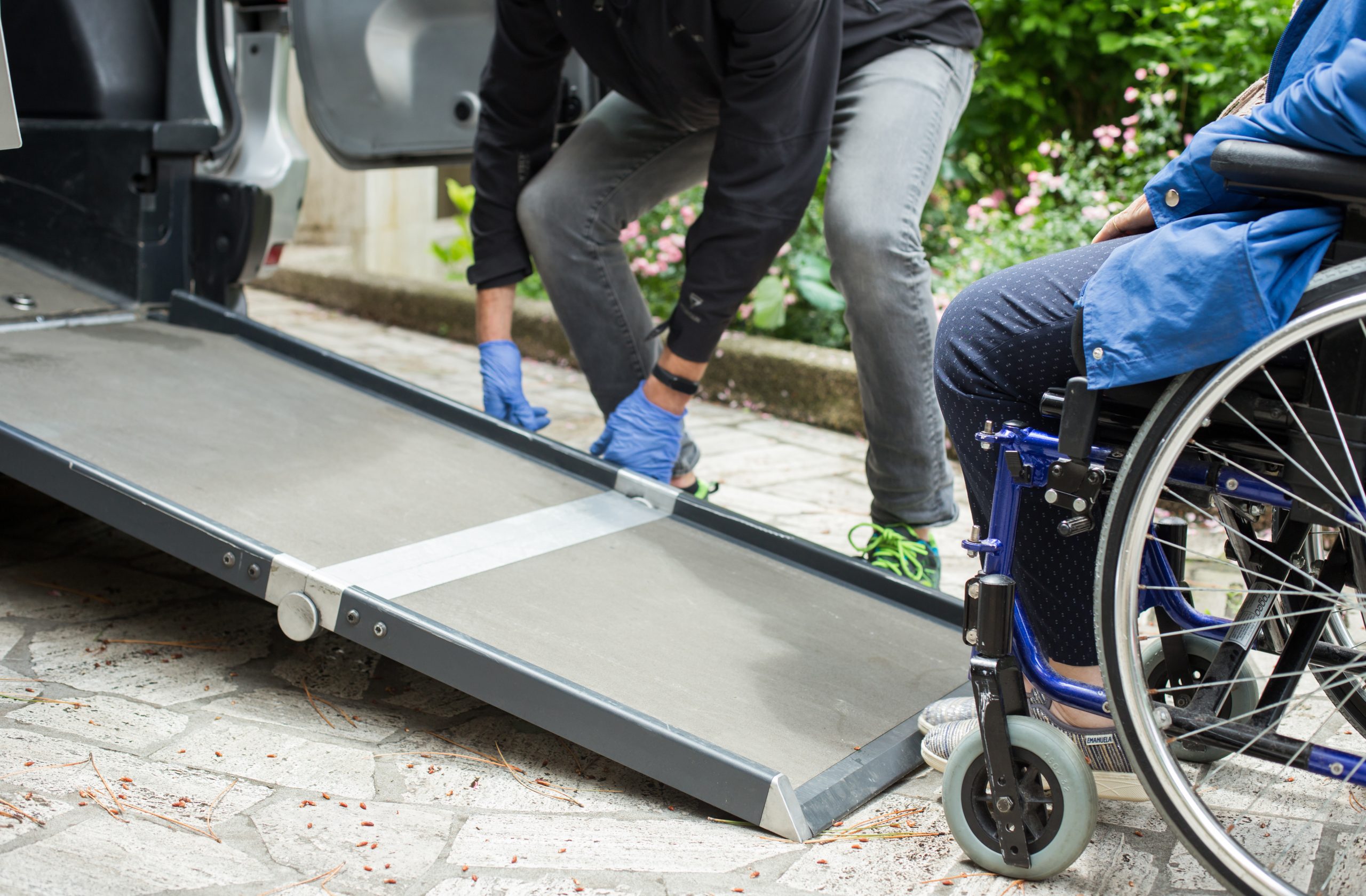 Manual Handling Training for Disability Support Workers - Online Course ...
